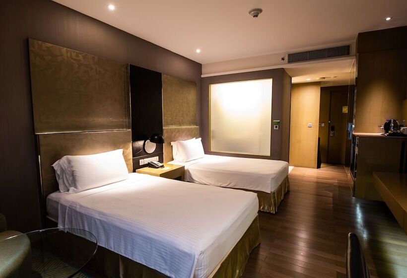 ホテル Holiday Inn New Delhi International Airport, An Ihg