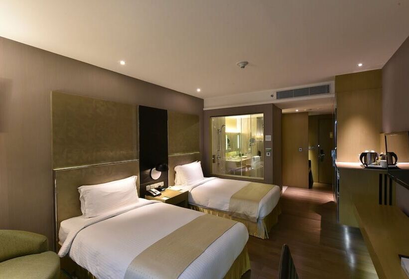 ホテル Holiday Inn New Delhi International Airport, An Ihg