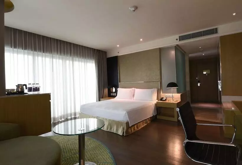 فندق Holiday Inn New Delhi International Airport, An Ihg