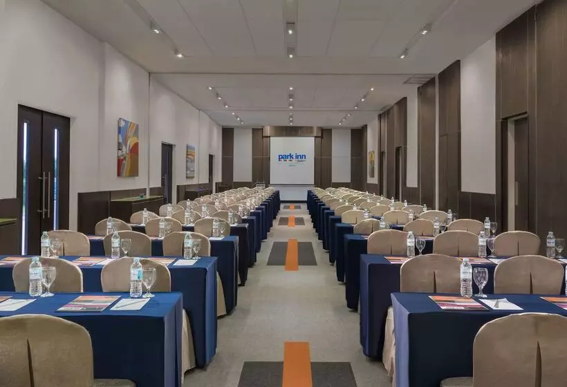 酒店 Park Inn By Radisson Davao