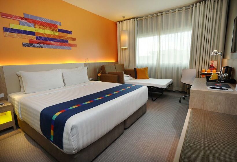 Отель Park Inn By Radisson Davao