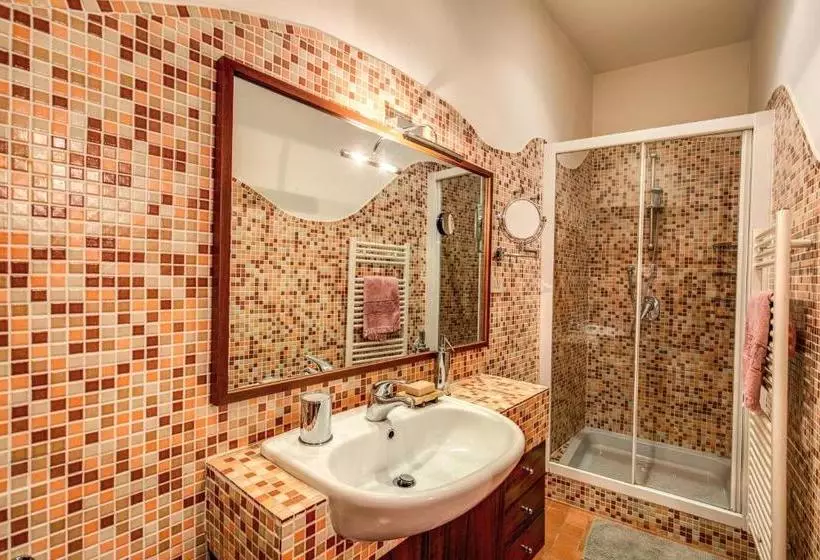 Pellegrino Apartments