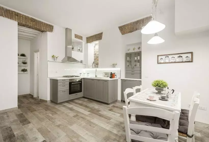 Pellegrino Apartments