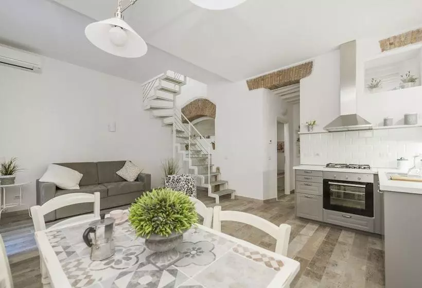 Pellegrino Apartments