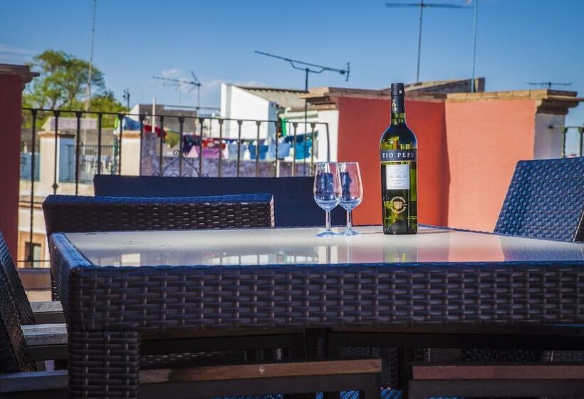 Rey De Sevilla Flats   Macarena