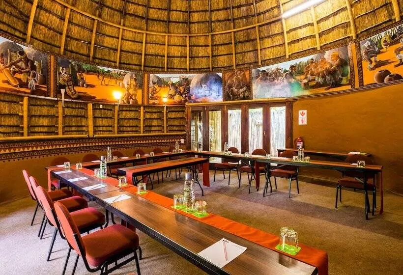 Aha Lesedi African Lodge & Cultural Village