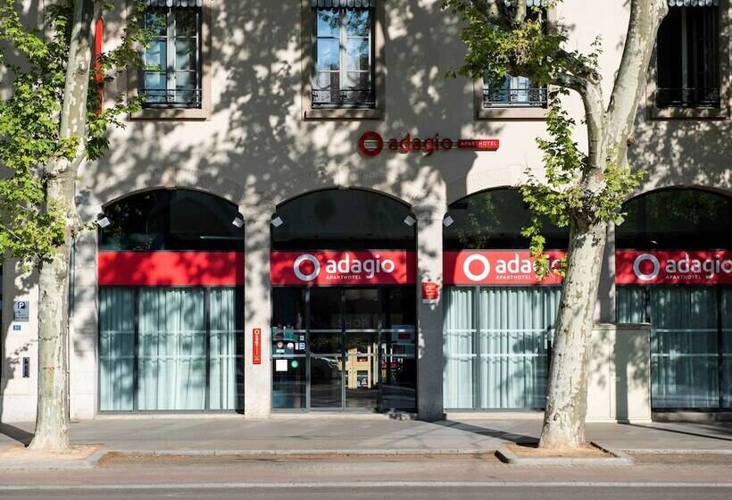 Aparthotel Adagio Lyon Patio Confluence