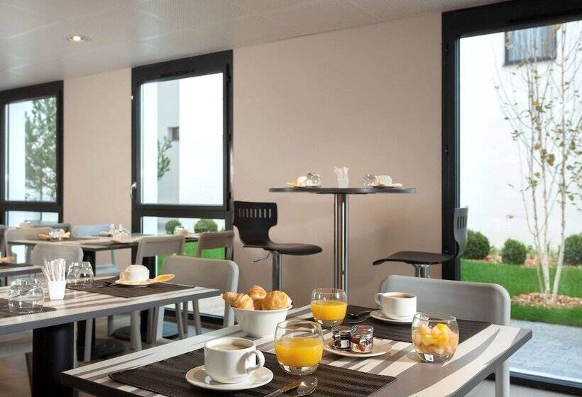 Aparthotel Adagio Lyon Patio Confluence