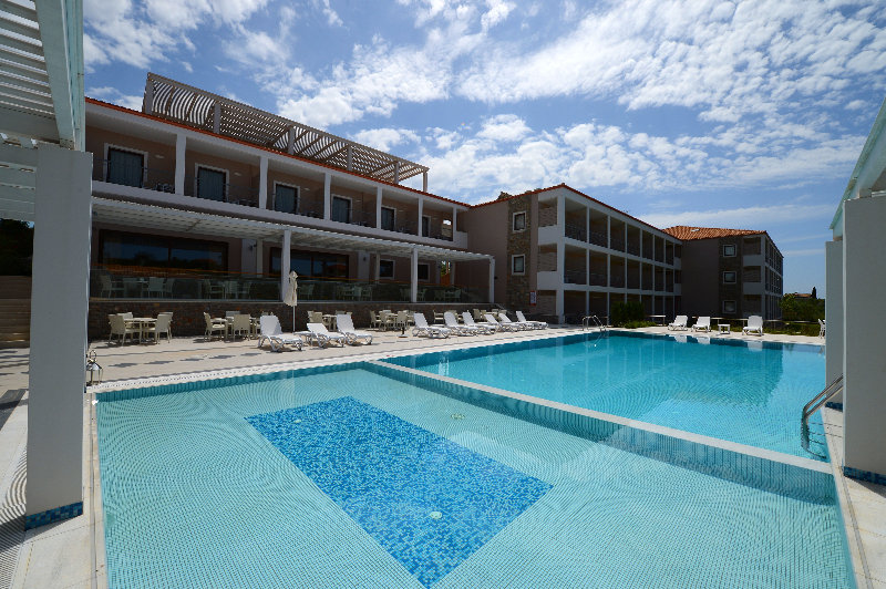 Отель Arty Grand