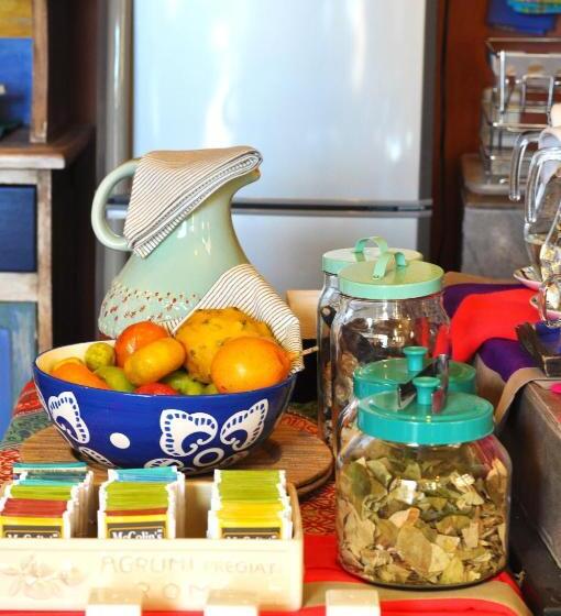 هتل Azul Colonial