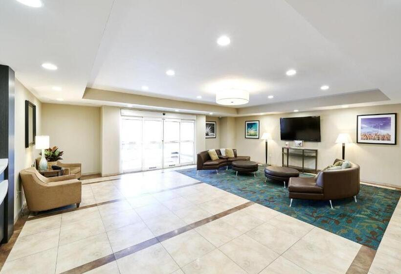 فندق Candlewood Suites Midland, An Ihg
