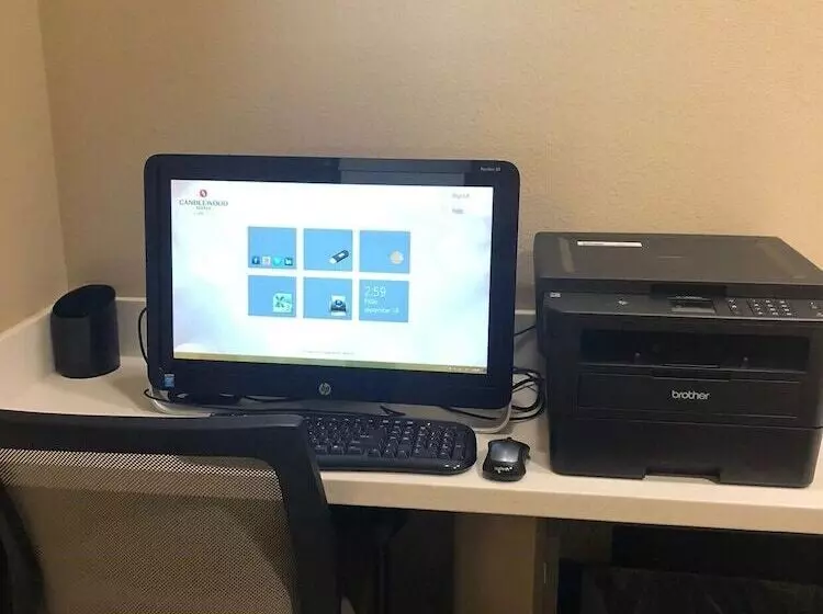 هتل Candlewood Suites Midland, An Ihg