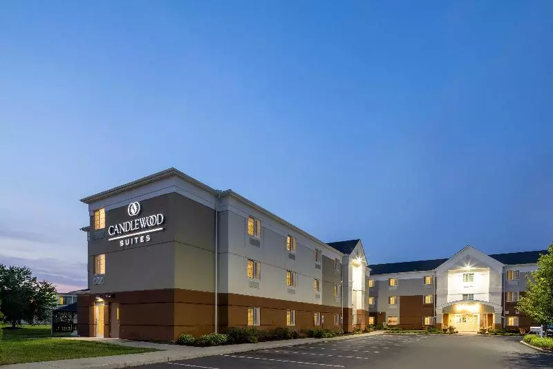 Hotelli Candlewood Suites Windsor Locks, An Ihg