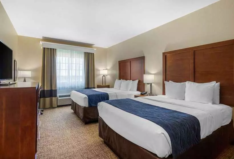 Отель Comfort Inn & Suites Glenpool