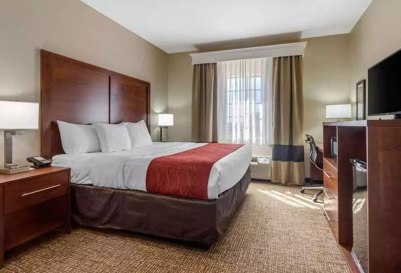 Отель Comfort Inn & Suites Glenpool