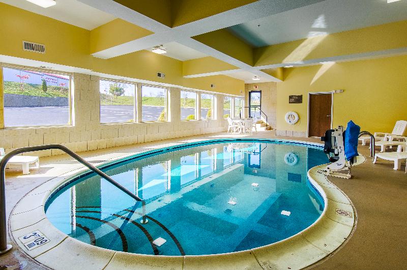 호텔 Comfort Suites Wytheville