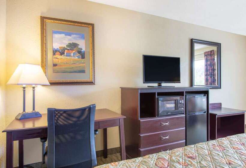 فندق Days Inn By Wyndham Lexington