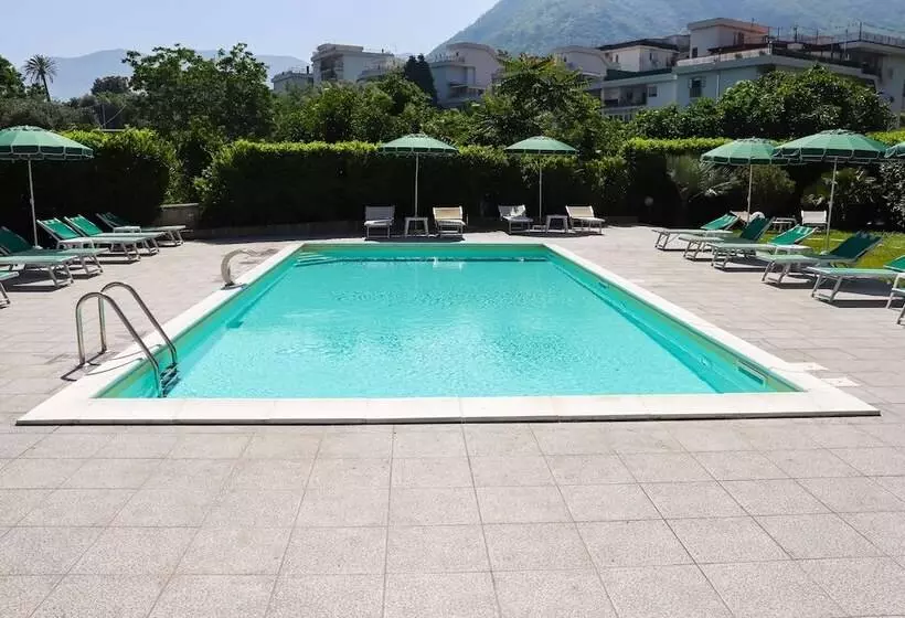 هتل Europa Stabia