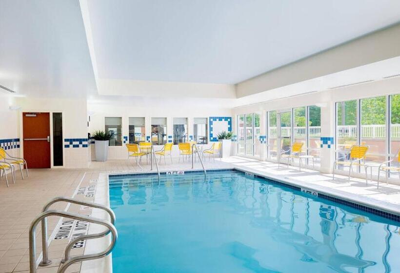 فندق Fairfield Inn & Suites By Marriott State College