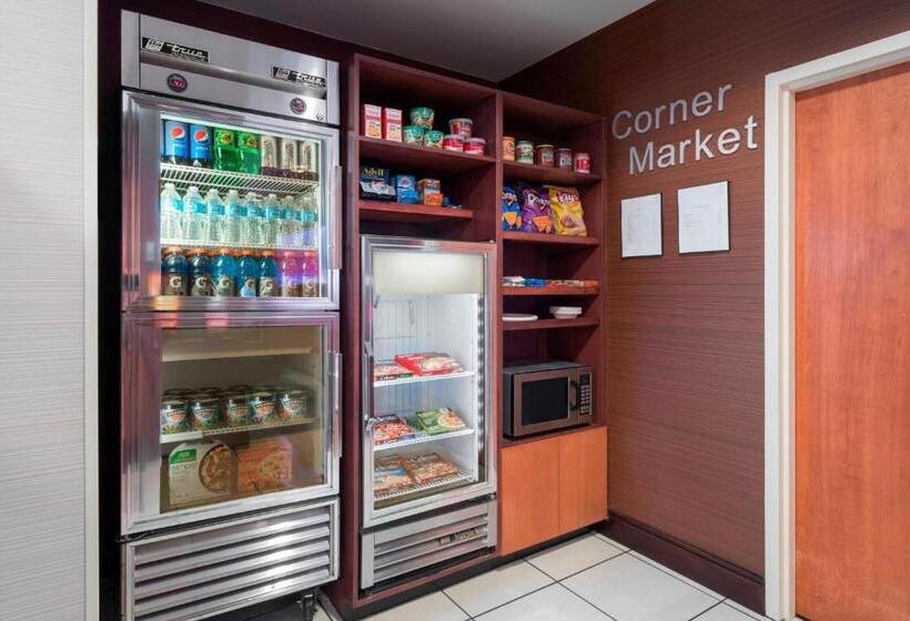 فندق Fairfield Inn & Suites By Marriott State College