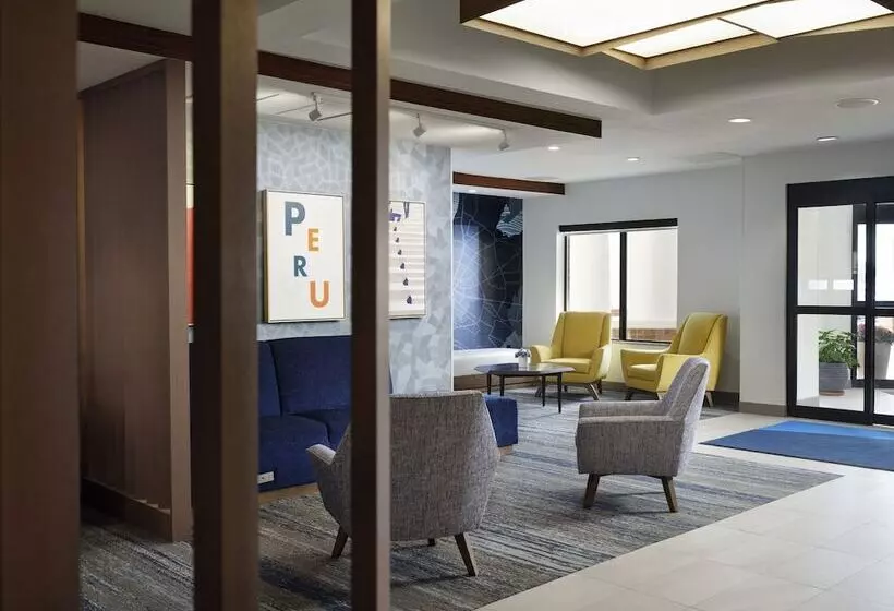 ホテル Holiday Inn Express Peru Lasalle Area, An Ihg