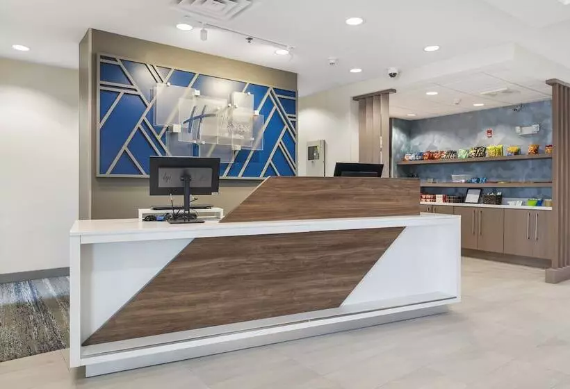 ホテル Holiday Inn Express Peru Lasalle Area, An Ihg