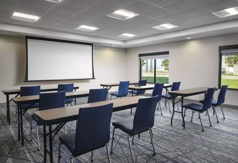 ホテル Holiday Inn Express Peru Lasalle Area, An Ihg