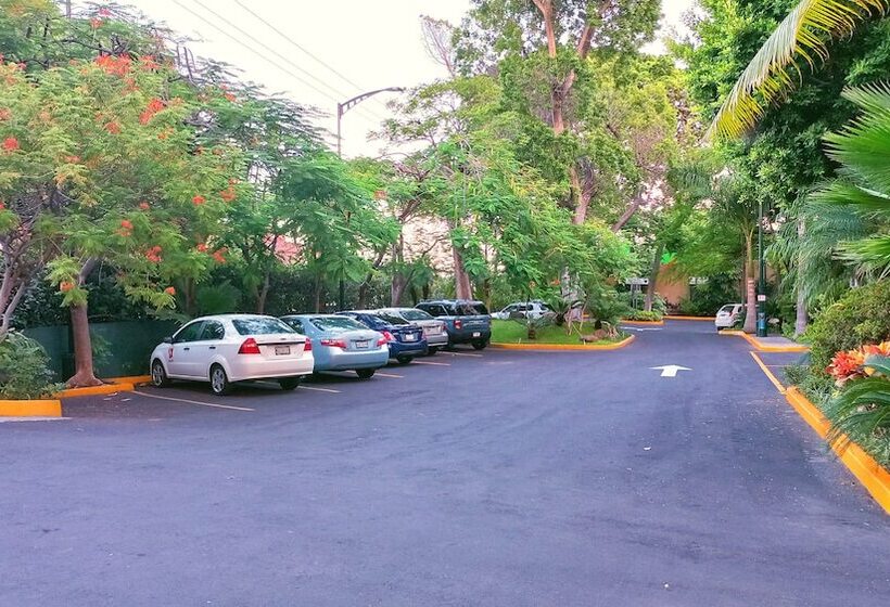 בית מלון כפרי Holiday Inn Express & Suites Cuernavaca, An Ihg