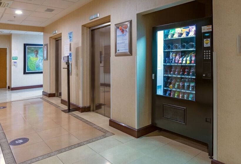 בית מלון כפרי Holiday Inn Express & Suites Cuernavaca, An Ihg