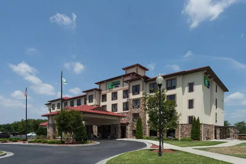 酒店 Holiday Inn Express & Suites Lexington North West The Vineyard, An Ihg