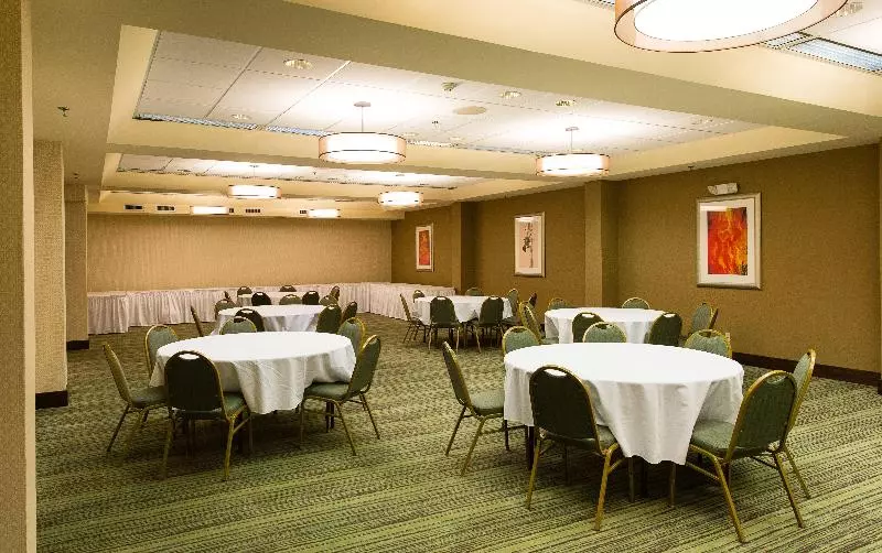 ホテル Doubletree By Hilton Wilmington, Nc