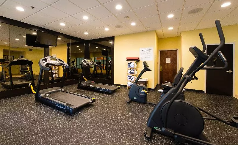 ホテル Doubletree By Hilton Wilmington, Nc