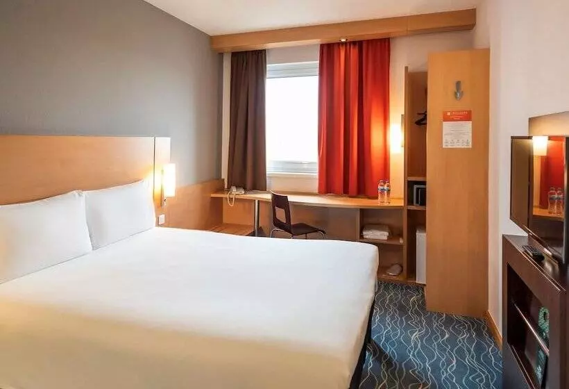 Отель Ibis Kaliningrad Center