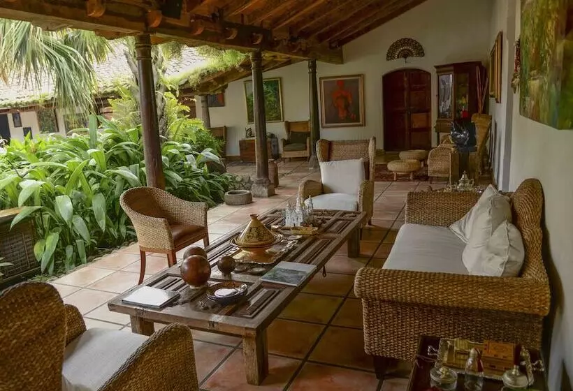 호텔 Los Almendros De San Lorenzo