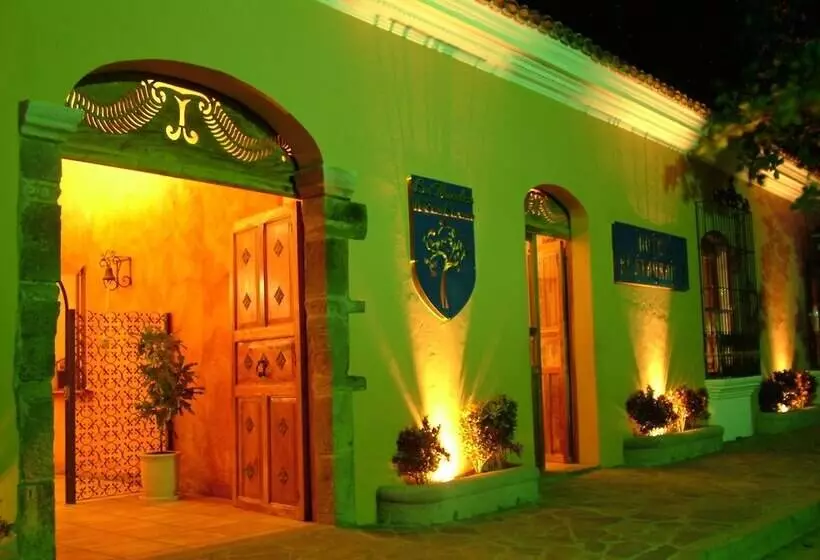 호텔 Los Almendros De San Lorenzo