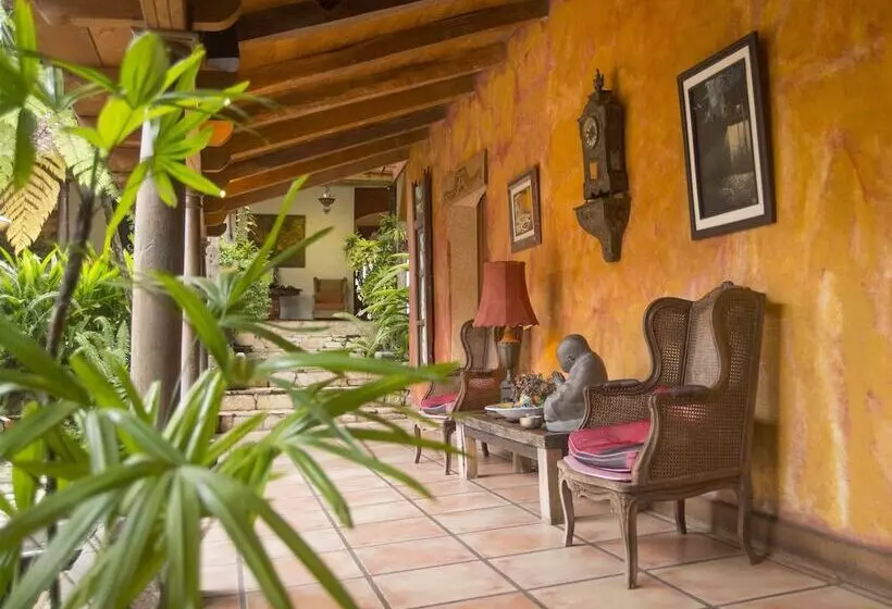 호텔 Los Almendros De San Lorenzo