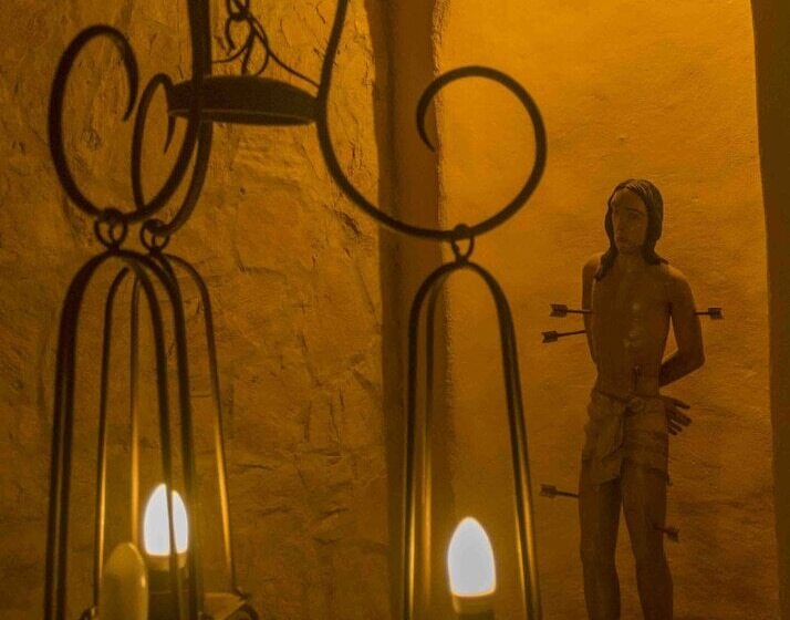 Отель Los Almendros De San Lorenzo