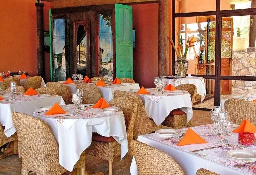 호텔 Los Almendros De San Lorenzo