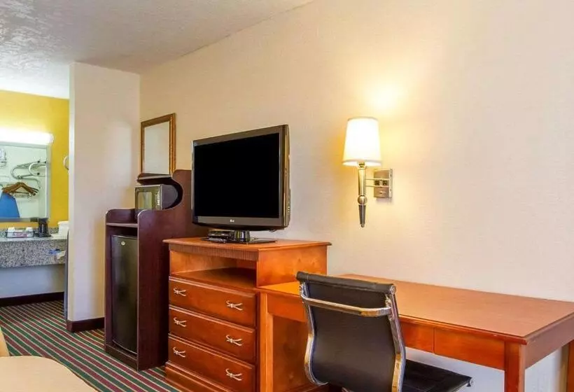 호텔 Quality Inn Dyersburg I155