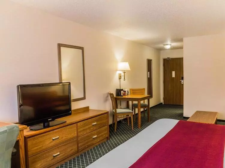 Отель Quality Inn & Suites Golden Denver West