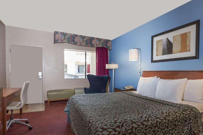 בית מלון כפרי Quality Inn & Suites Near Downtown Mesa