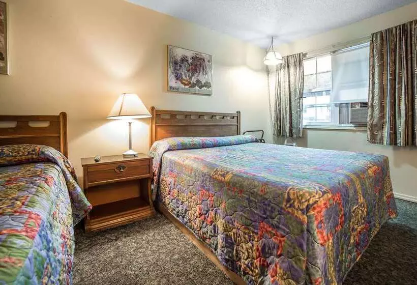 فندق Rodeway Inn