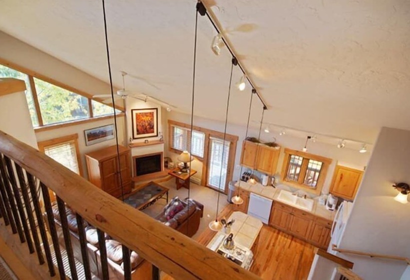 فندق Saddle Creek Townhomes By Pioneer Ridge Management