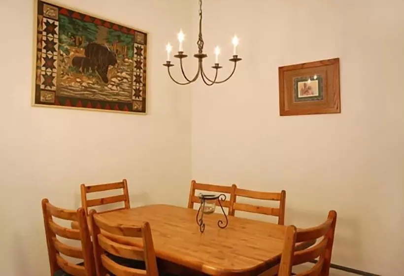 בית מלון כפרי Saddle Creek Townhomes By Pioneer Ridge Management