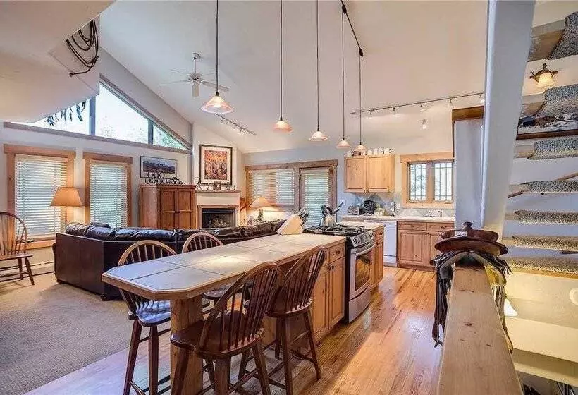 בית מלון כפרי Saddle Creek Townhomes By Pioneer Ridge Management