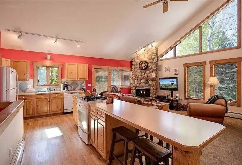 בית מלון כפרי Saddle Creek Townhomes By Pioneer Ridge Management