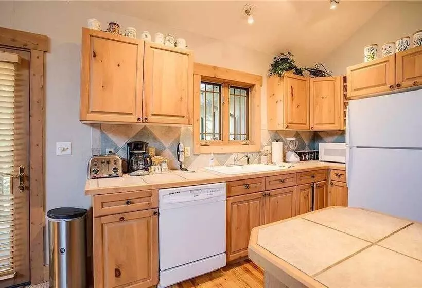 בית מלון כפרי Saddle Creek Townhomes By Pioneer Ridge Management