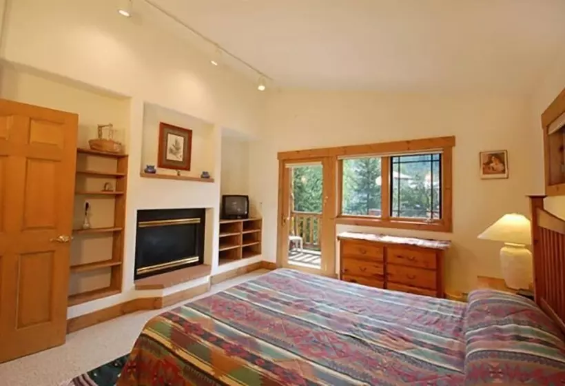 בית מלון כפרי Saddle Creek Townhomes By Pioneer Ridge Management