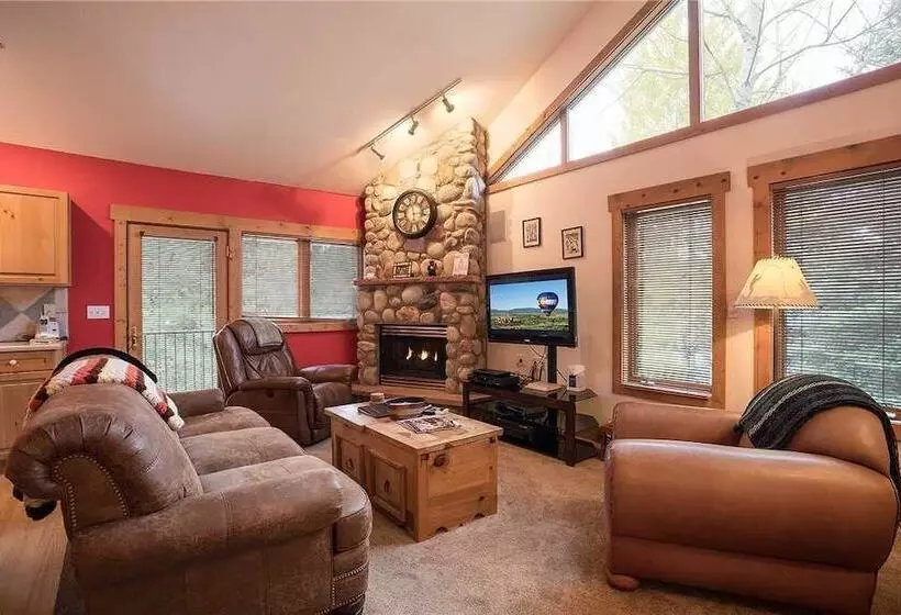 בית מלון כפרי Saddle Creek Townhomes By Pioneer Ridge Management