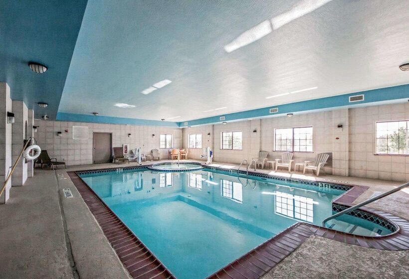 Отель Sleep Inn & Suites